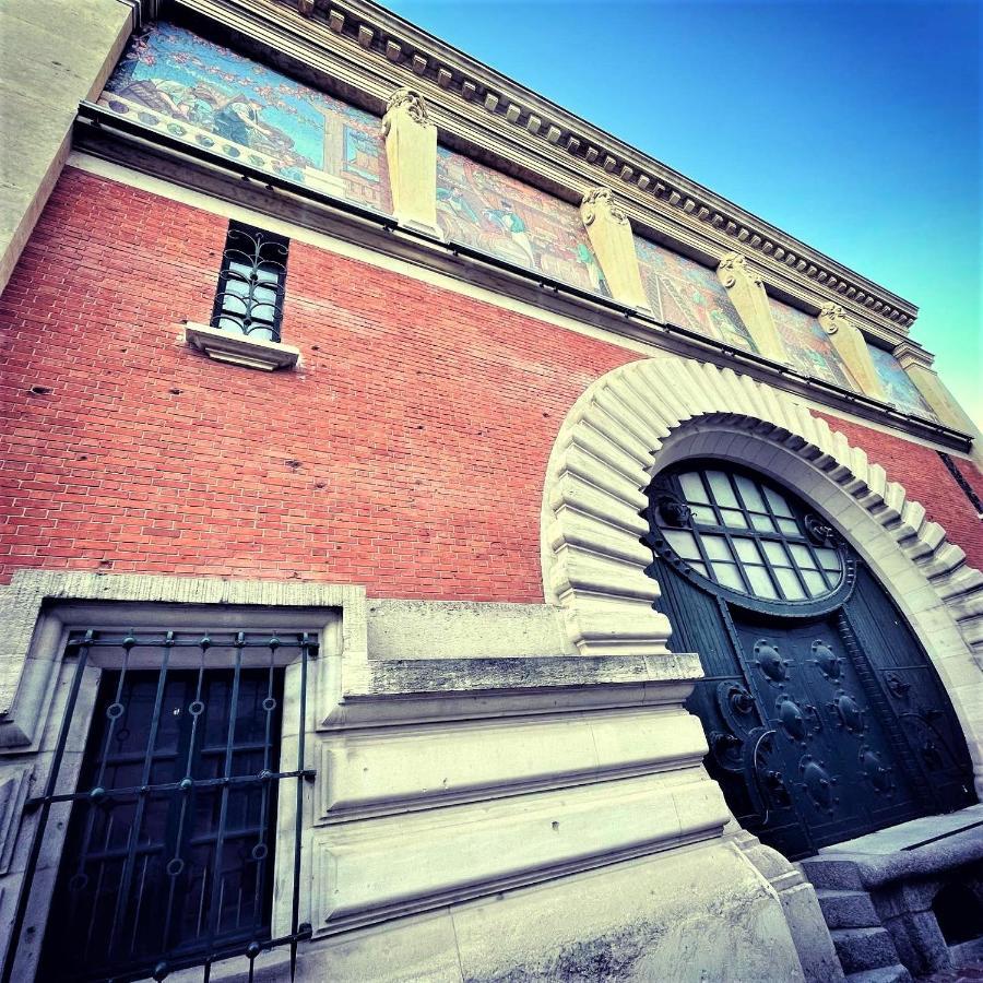 Charme De L'Ancien Pour Cet Appartement Entierement Renove Dans L'Hypercentre De Reims Ngoại thất bức ảnh