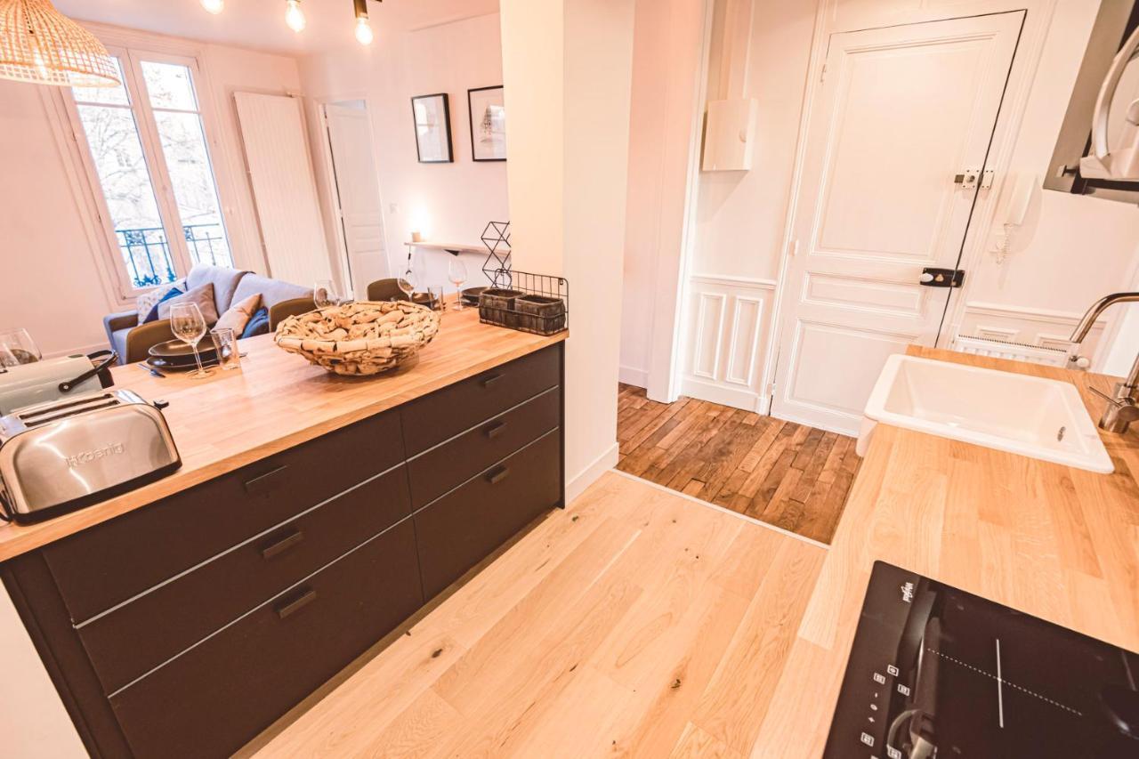 Charme De L'Ancien Pour Cet Appartement Entierement Renove Dans L'Hypercentre De Reims Ngoại thất bức ảnh