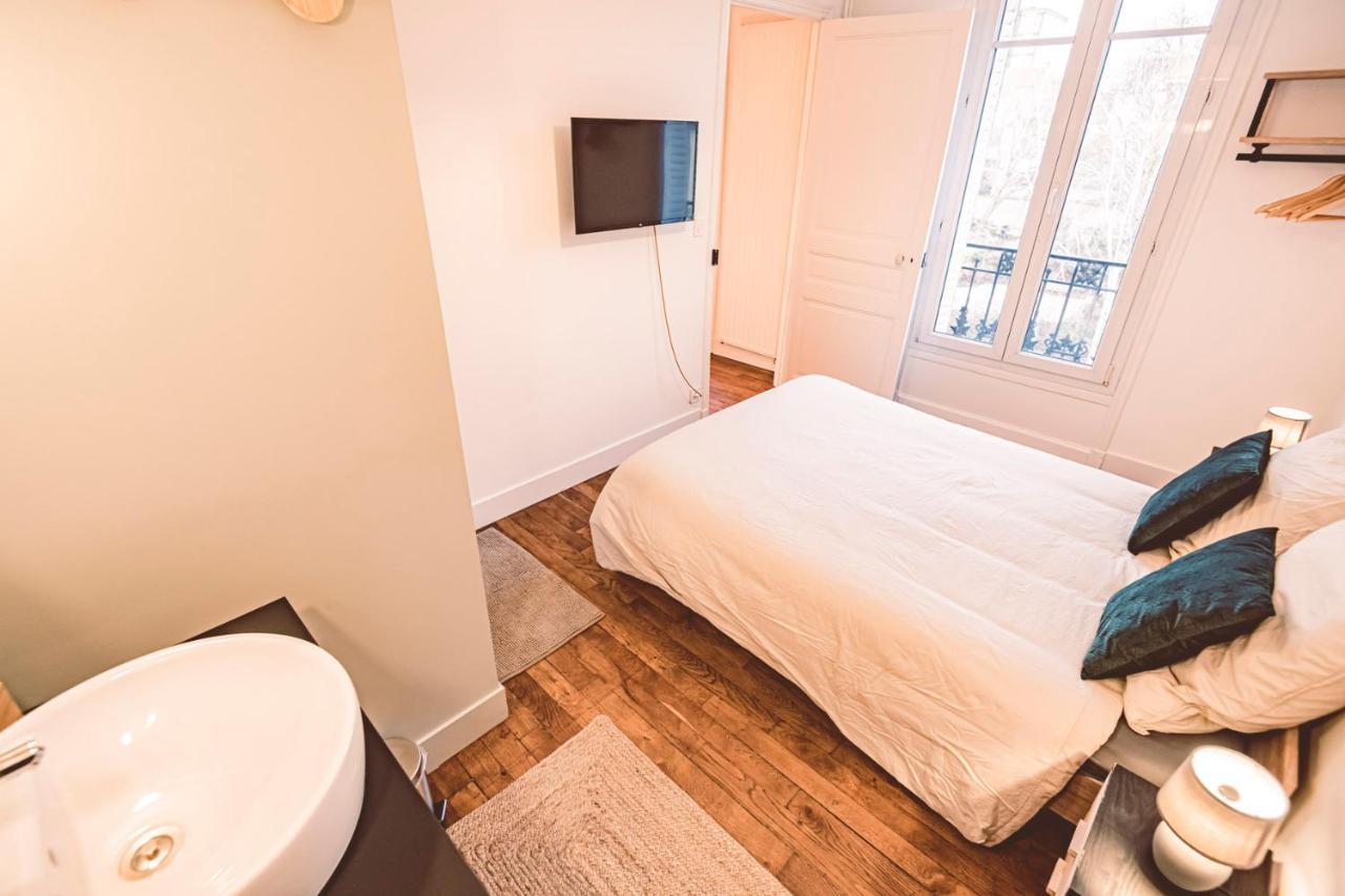 Charme De L'Ancien Pour Cet Appartement Entierement Renove Dans L'Hypercentre De Reims Ngoại thất bức ảnh