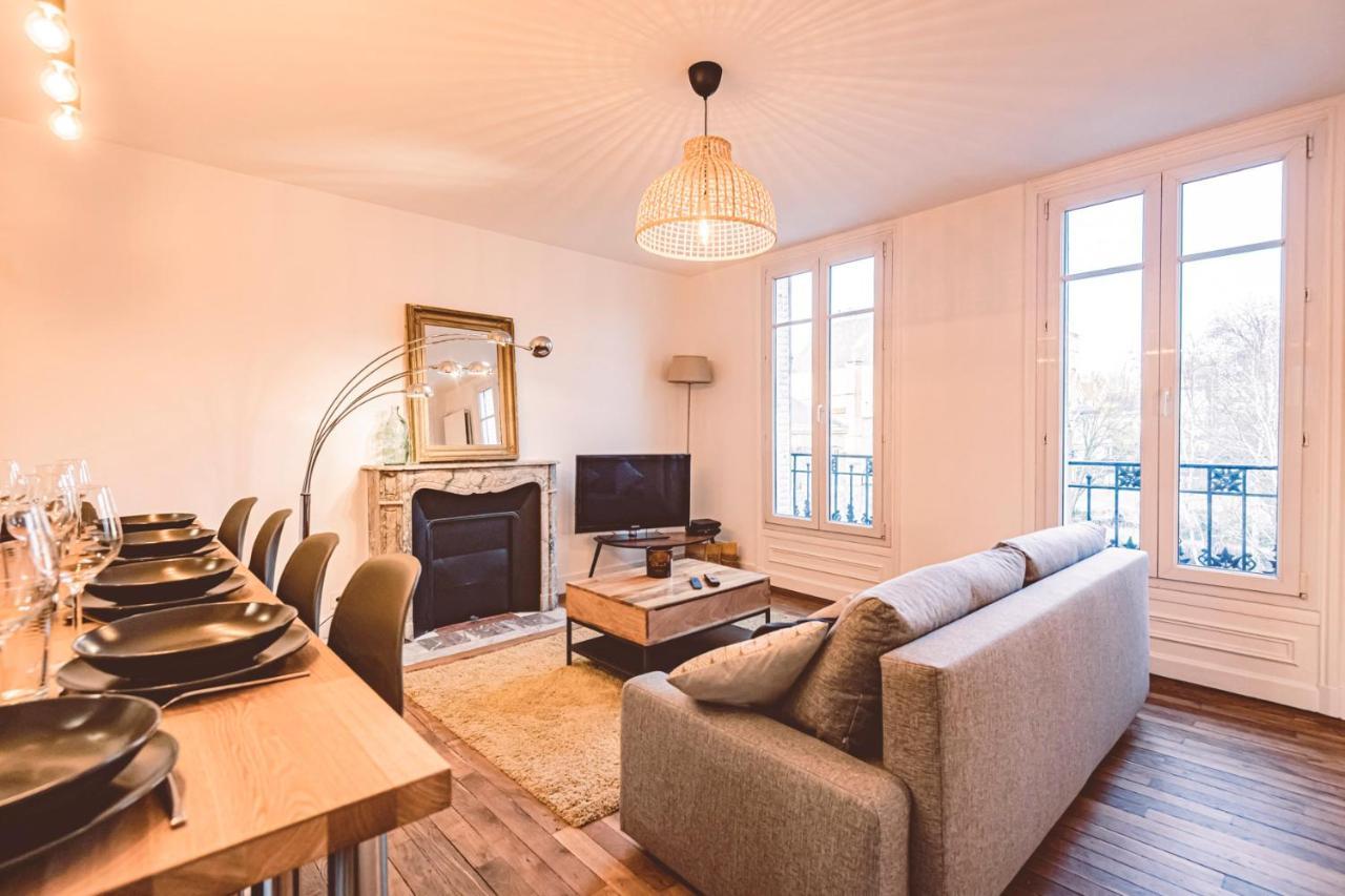 Charme De L'Ancien Pour Cet Appartement Entierement Renove Dans L'Hypercentre De Reims Ngoại thất bức ảnh