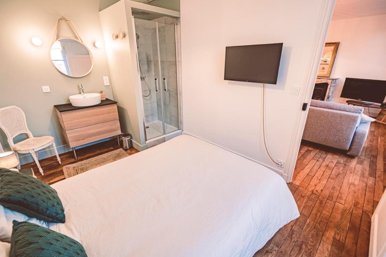 Charme De L'Ancien Pour Cet Appartement Entierement Renove Dans L'Hypercentre De Reims Ngoại thất bức ảnh